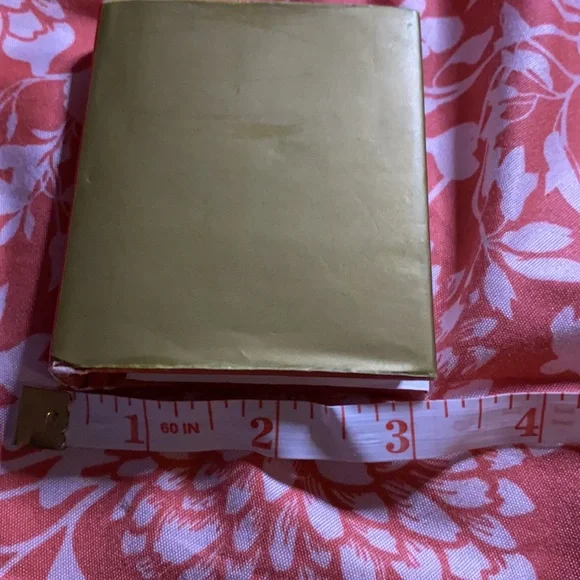 ⭐️How To Win Friends & Influence People 📕 - Picture 5 of 6